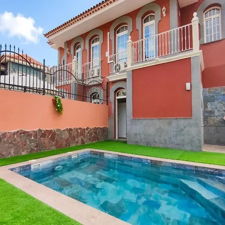 Lamar Private Pool
